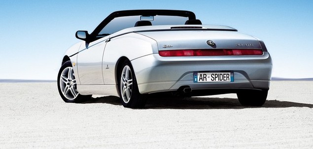 Alfa Romeo Spider 916 20 TS 150 KM