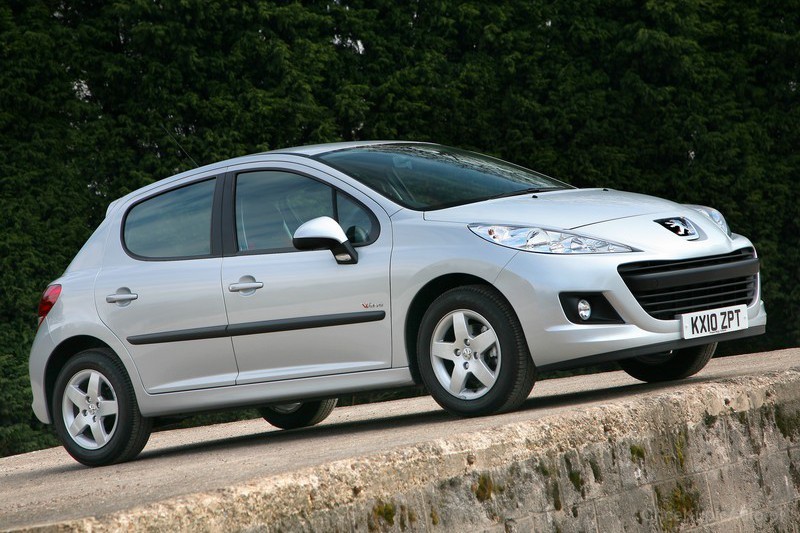 Peugeot 207 1.4 HDI 68 KM 2008 hatchback 5dr skrzynia ręczna napęd ...