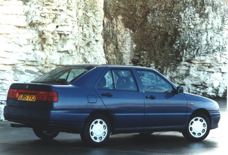 Seat Toledo 1997. Seat Toledo I 1.6 100 KM
